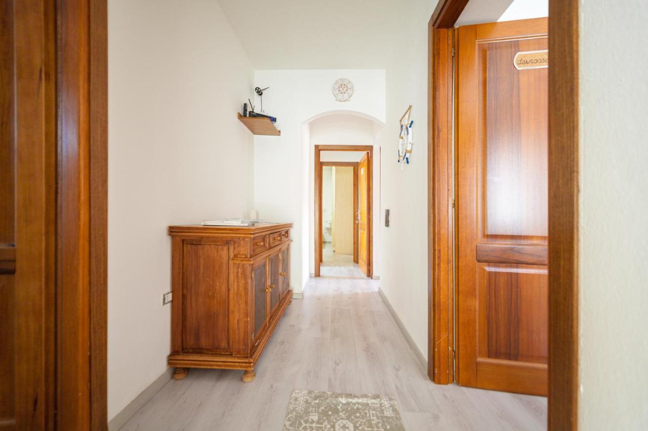 Brezza B&B Golfo Aranci Exterior foto