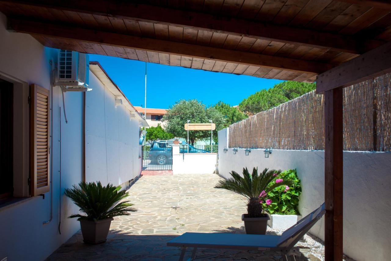 Brezza B&B Golfo Aranci Exterior foto